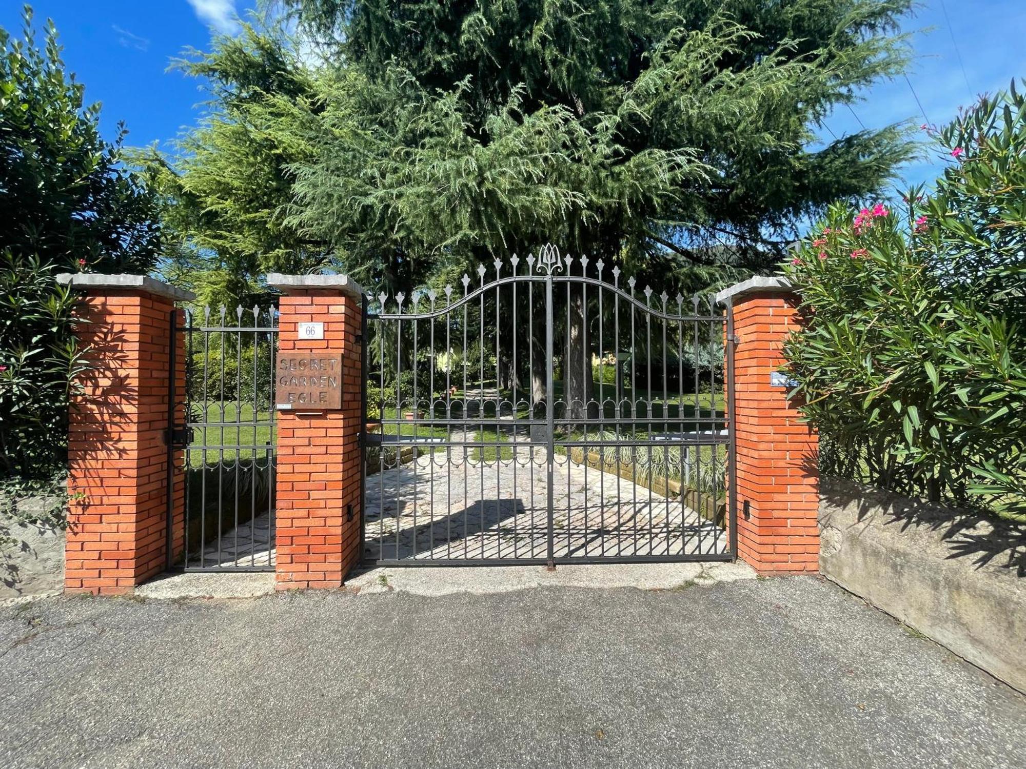 Secret Garden Egle Villa Caprino Veronese Ngoại thất bức ảnh